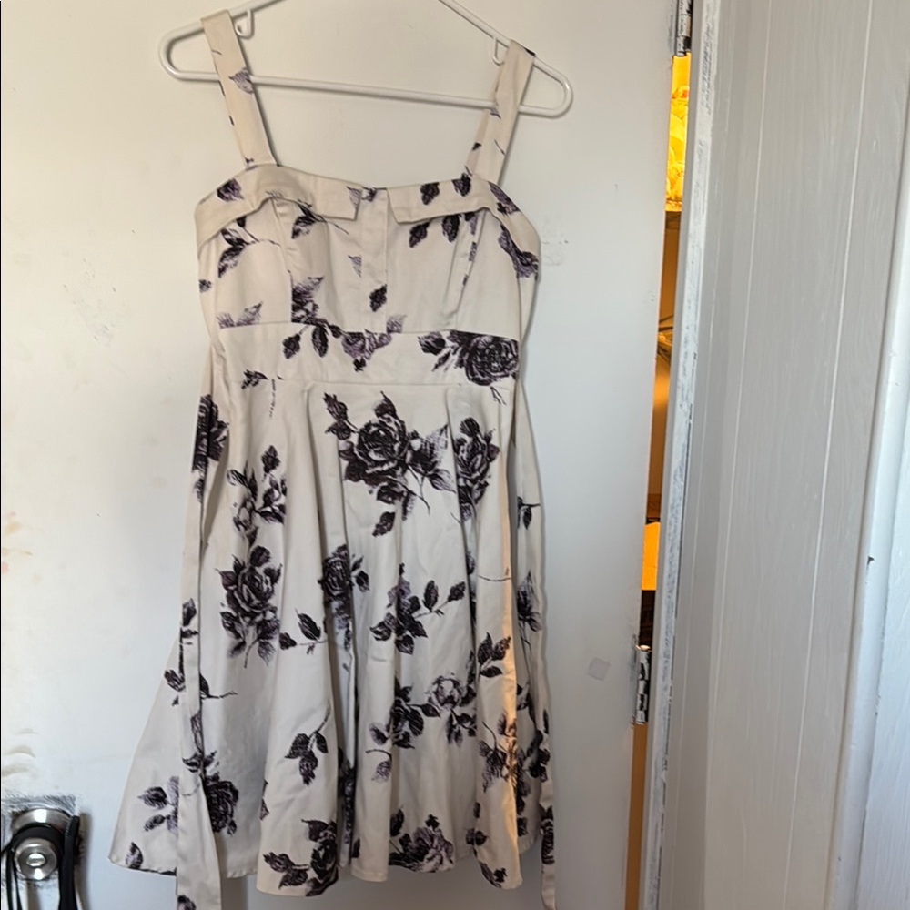White Purple Floral Sleeveless Mini Dress